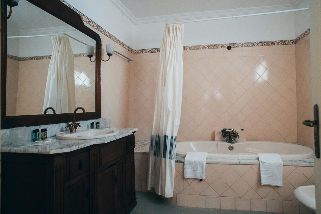 Guesthouse Da Vila Mourão Esterno foto